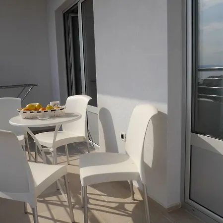 Διαμέρισμα Mario Migros *