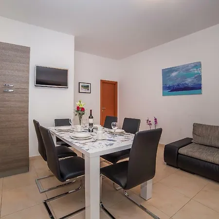 Apartment Mario Migros
