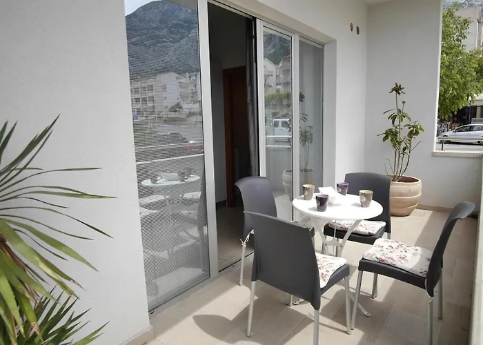 Mario Migros Apartment Makarska