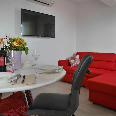 Lägenhet Mario Migros